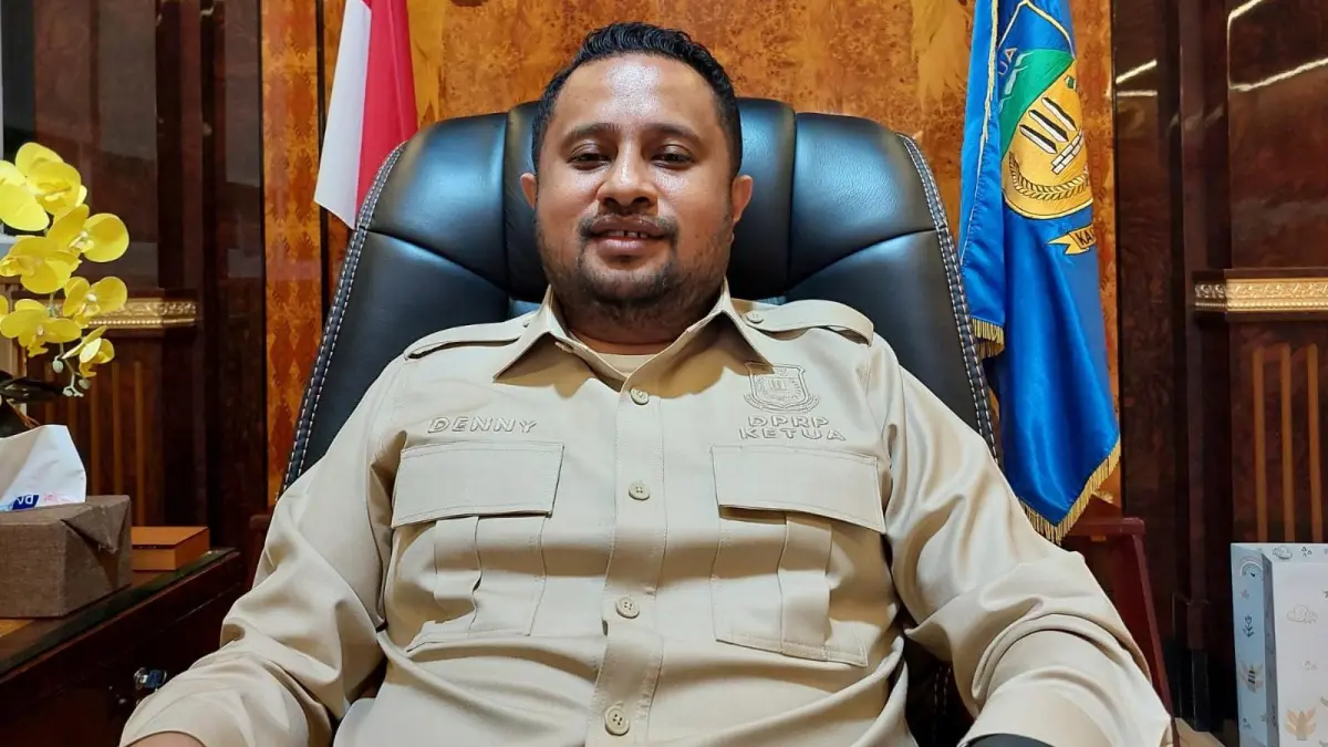 Ketua DPR Papua, Denny Henrry Bonai
(CEPOSONLINE.COM/KAREL)