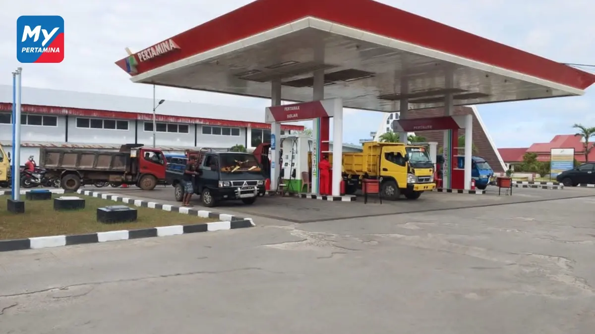 Aktivitas pengisian BBM Bio Solar di salah satu SPBU di Kepulauan Tanimbar, Jumat (7/8/2026). (CEPOSONLINE.COM_PERTAMINA)