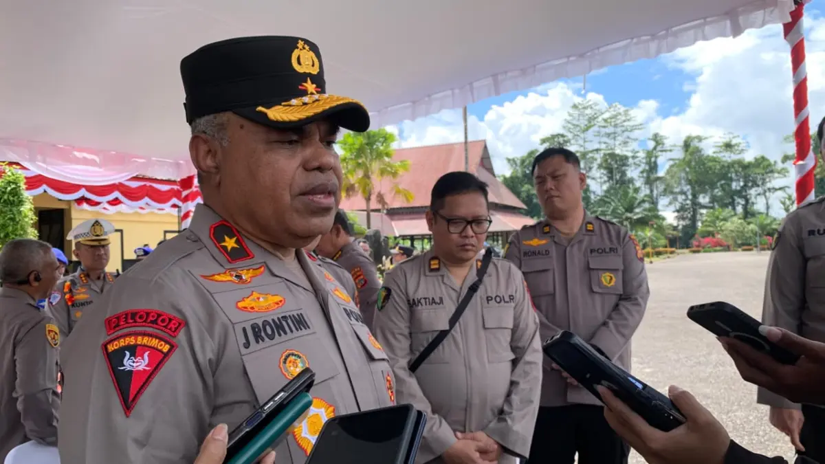 Kapolda Papua Tengah, Brigjen Pol. Jermias Rontini. (Foto: CEPOSONLINE.COM/MOH. WAHYU WELERUBUN).