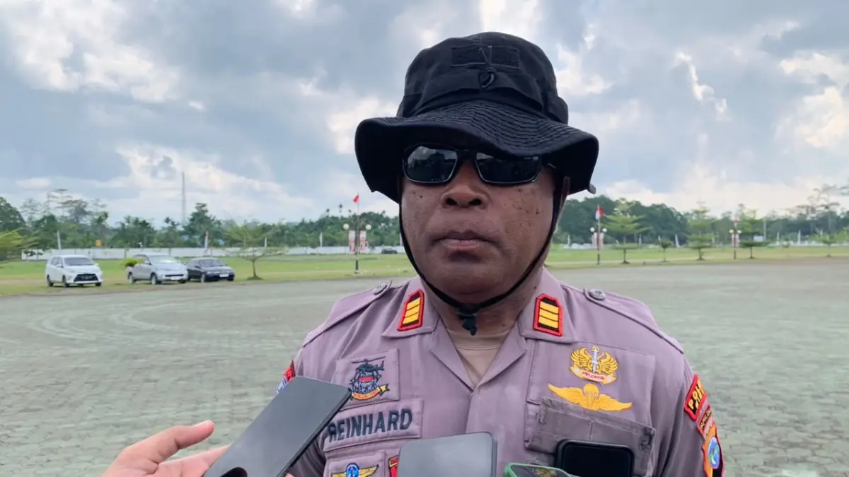 Kapolsek Kuala Kencana, AKP Djemy Reinhard saat ditemui, Kamis (13/8/2026). (CEPOSONLINE.COM/MOH. WAHYU WELERUBUN).