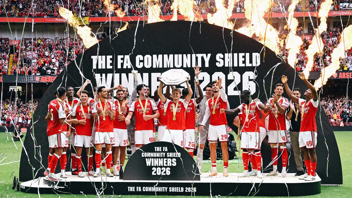 Arsenal juara. (X) 