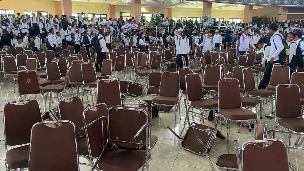Suasana saat kuliah umum Uncen berlangsung, sekelompok mahasiswa masuk tanpa ijin kedalam auditorium Uncen acam bubar kegiatan, Selasa (18/82026).