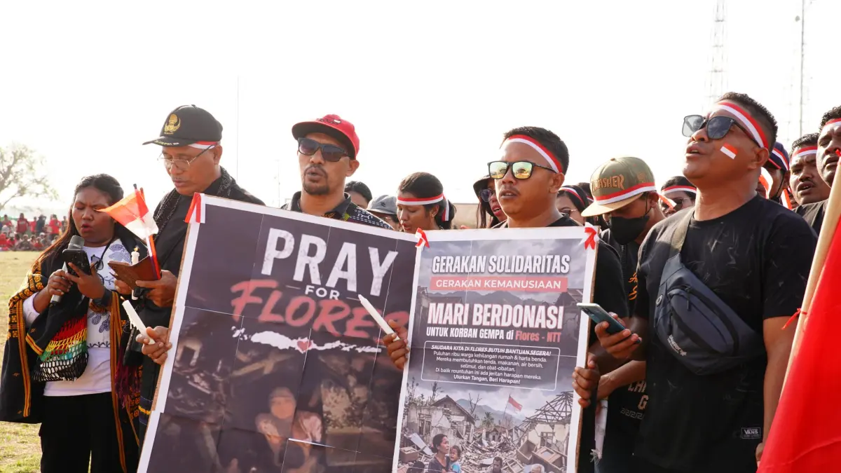 Suasana aksi kemanusiaan untuk NTT yang mengalami musibah bencana gempa bumi usai pelaksanaan upacara HUT Ke-81 RI di Kampung Asiki Distrik Jair, Kabupaten Boven Digoel, Senin (17/8/2026).