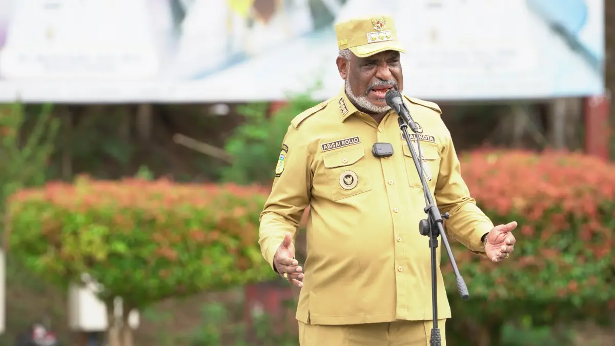 Wali Kota Jayapura, Dr. Abisai Rollo.(/CEPOSONLINE.COM/Mustakim Ali)