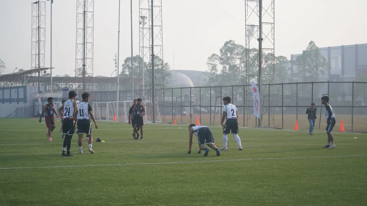 Salah satu pertandingan Merdeka Bowl 8 yang diikuti oleh Tim dari Papua. (Foto: CEPOSONLINE.COM/ISTIMEWA).