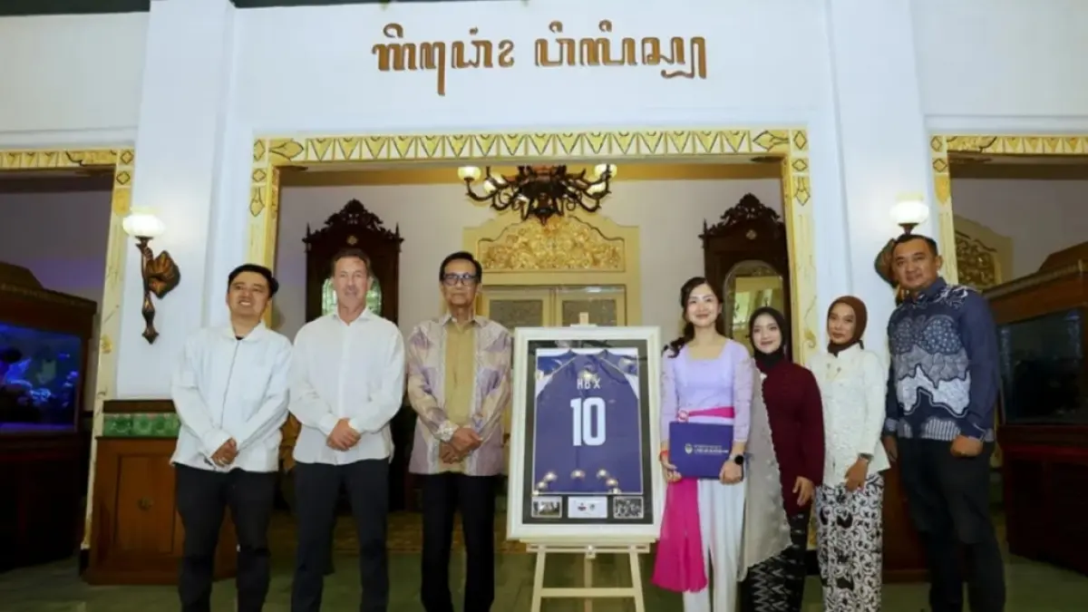 Dalam pertemuan dengan manajemen PSIM Jogja, Sri Sultan Hamengku Buwono X tak hanya memberi arahan soal kedisiplinan pemain, tetapi juga menyoroti kesehatan finansial klub. (Dok. PSIM)