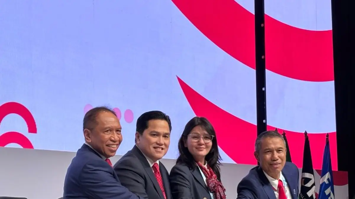 Ketua Umum PSSI Erick Thohir (dua dari kiri) dalam konferensi pers seusai Kongres Biasa PSSI 2026 di Jakarta, Senin (3/8/2026). (CEPOSONLINE.COM,/ANTARA/FAJAR SATRIYO)

