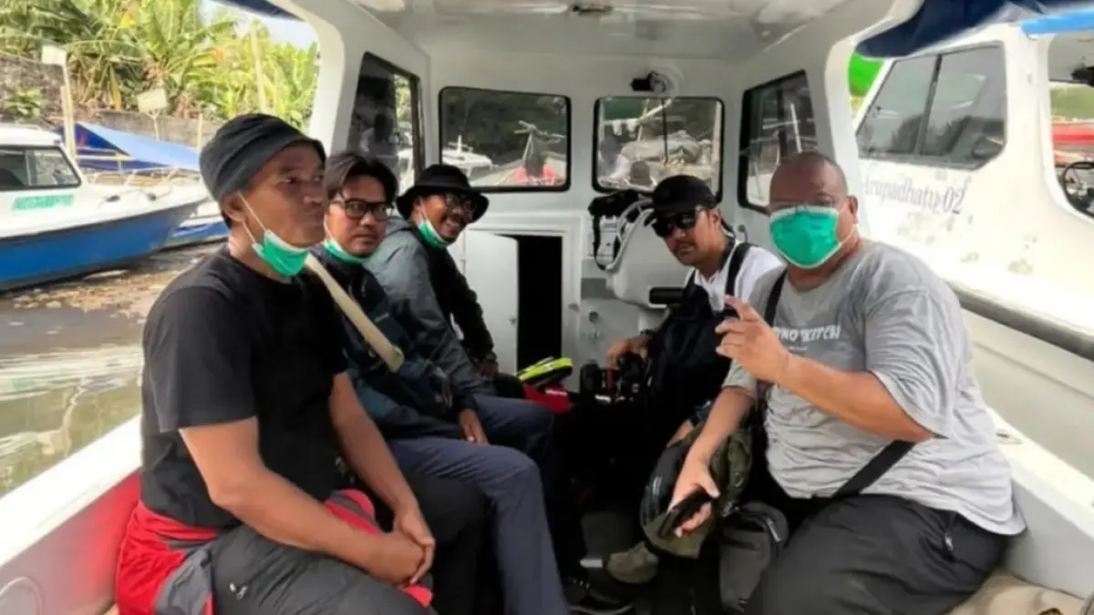Lima orang jurnalis yang hilang kontak sebelum berangkat menuju gunung anak Krakatau pada Senin (7/9/2026). (CEPOSONLINE.COM/ISTIMEWA)