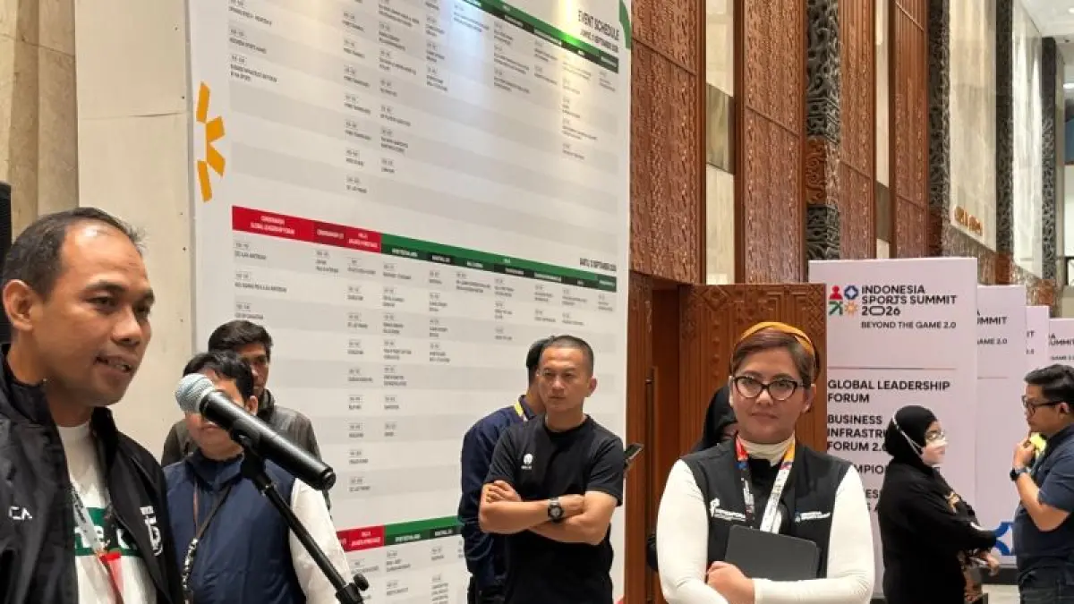 Direktur Operasional Persebaya Surabaya Candra Wahyudi saat ditemui pewarta di Jakarta, Minggu (13/09/2026). (CEPOSOMLINE.COM/ANTARA/FAJAR SATRIYO)
