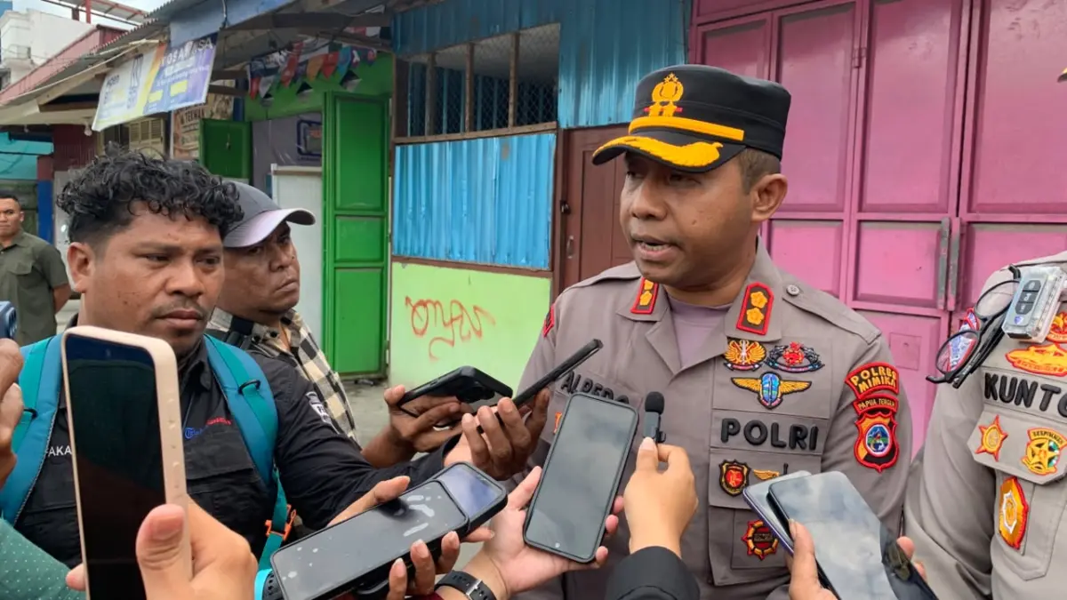 Kapolres Mimika AKBP Alredo Agustinus Rumbiak. (Foto: CEPOSONLINE.COM/MOH. WAHYU WELERUBUN)