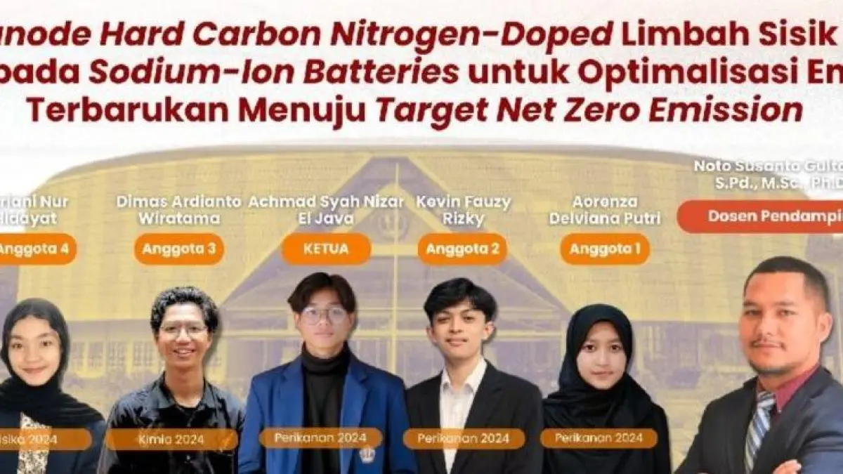 Tim PKM-RE Unpad yang mengembangkan hard carbon berbasis limbah sisik ikan nila sebagai material anode untuk baterai ion-natrium. (CEPOSONLINE.COM/ANTARA/HO Unpad)