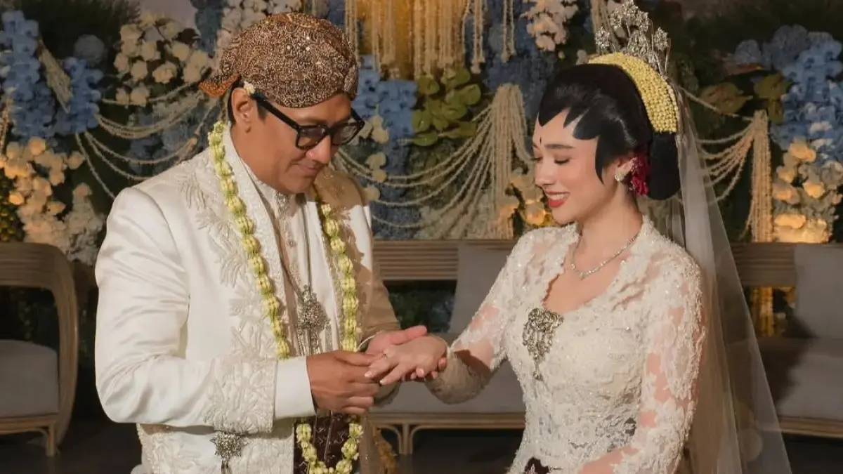 Andre Taulany dan Amanda Rigby Resmi telah sah menjadi suami istri. (Instagram: andreastaulany)