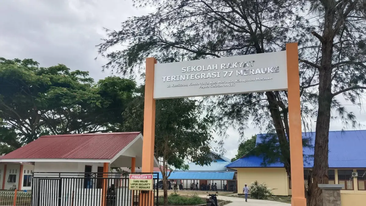 Sekolah Rakyat Terintegrasi 77 Merauke yang ada di SMKN 2 Merauke, Jalan Kamizaun Merauke&nbsp;&nbsp;

(CEPOSONLINE.COM/SULO)