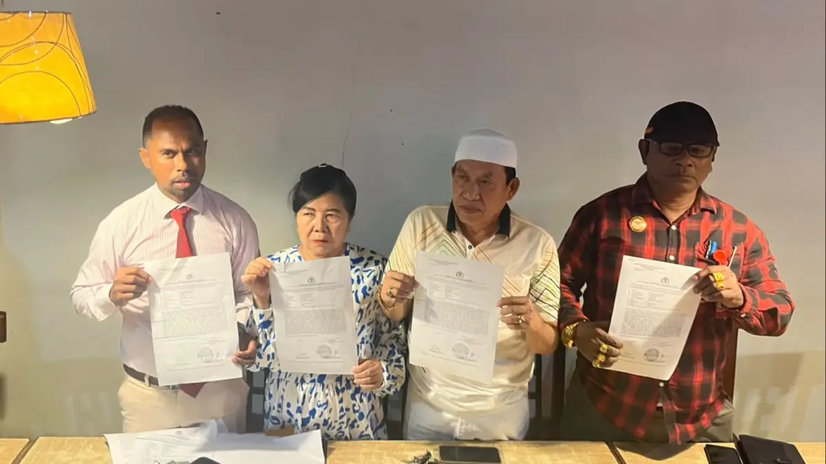Konferensi pers oleh korban penipuan investasi bodong di Mimika. (Foto: Istimewa).