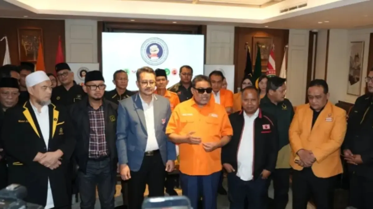 Ketua Umum Partai Buruh Said Iqbal bersama sejumlah partai nonparlemen. (Istimewa)
