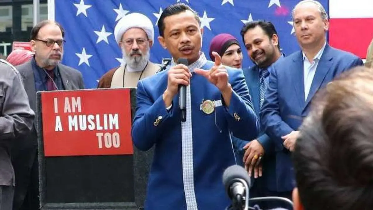 Presiden Nusantara Foundation Imam Shamsi Ali saat melakukan kegiatan di AS (Foto: Istimewa)