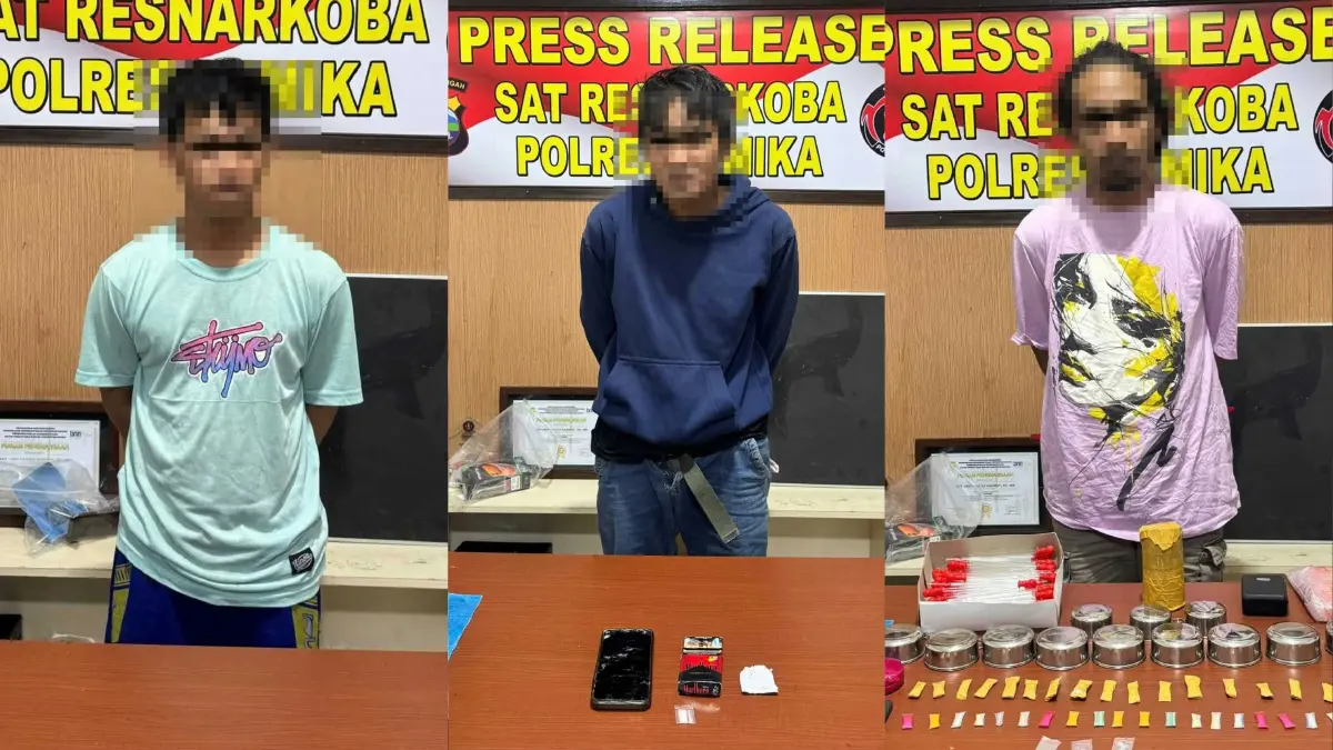 Pelaku yang ditangkap polisi akibat tindak pidana narkotika. (CEPOSONLINE.COM/SAT RESNAKROBA POLRES MIMIKA).
