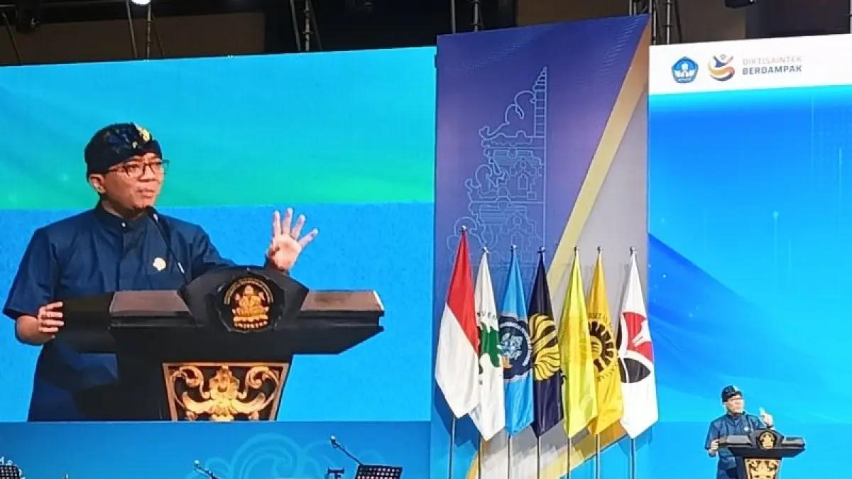 Menteri Pendidikan Tinggi, Sains, dan Teknologi (Mendiktisaintek) Brian Yuliarto memberikan sambutan pada pembukaan Konvensi Nasional Pendidikan Indonesia (KONASPI) XII Tahun 2026 di Nusa Dua, Kabupaten Badung, Bali, Jumat (2/10/2026). (CEPOSONLINE COM/NTARA/Rolandus Nampu)