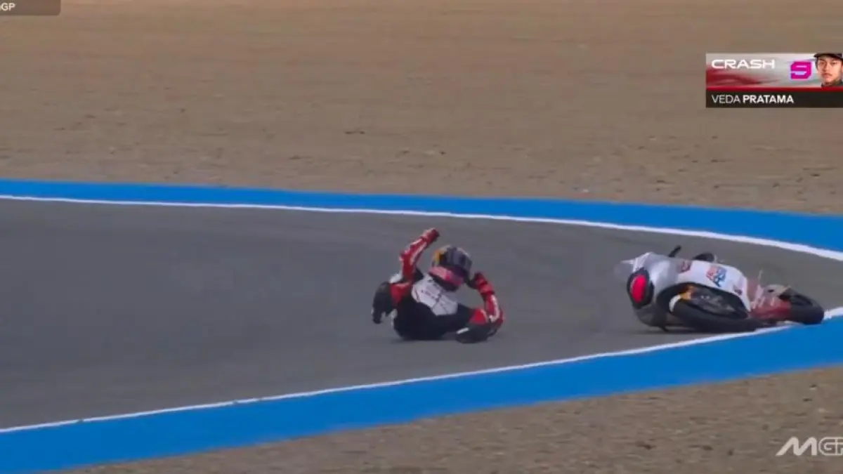 Veda Ega Pratama alami crash saat Q2 Moto3 Jepang 2026. (TANGKAPAN LAYAR X.COM/MOTOGP)