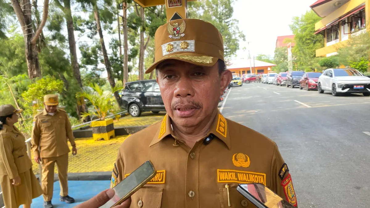 Wakil Wali Kota Jayapura, Dr. Ir. H. Rustan Saru. (CEPOSONLINE.COM/JIMI KARLODI)