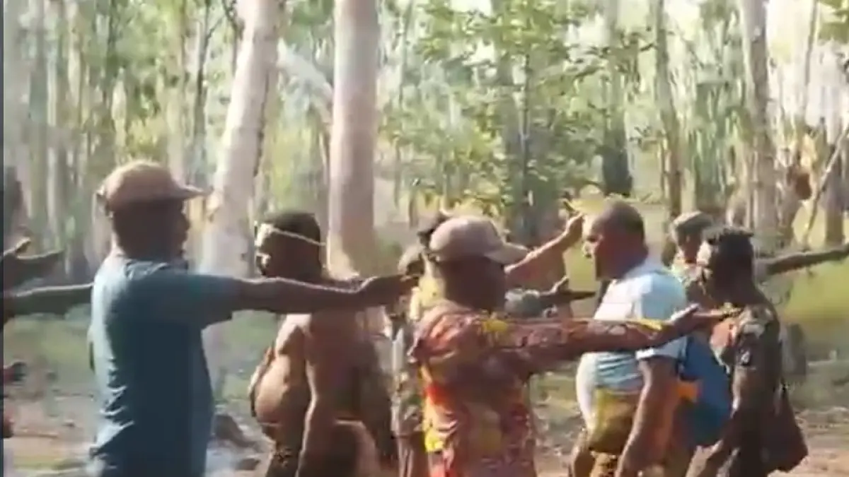 Cuplikan video perekrutan anggota baru OPM &nbsp;yang kini beredar luas.&nbsp;
(CEPOSONLINE COM/screenshot)