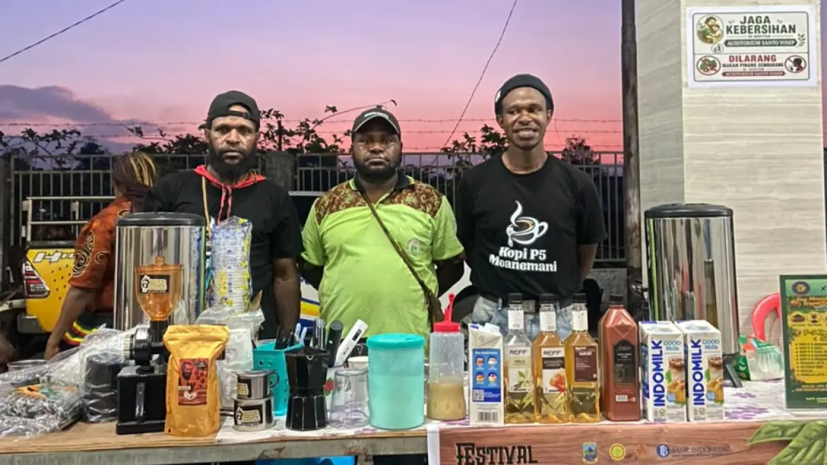 HIPMI Dogiyai Promosikan Tiga Produk Kopi Arabika Lokal di Festival Kopi Papua Tengah