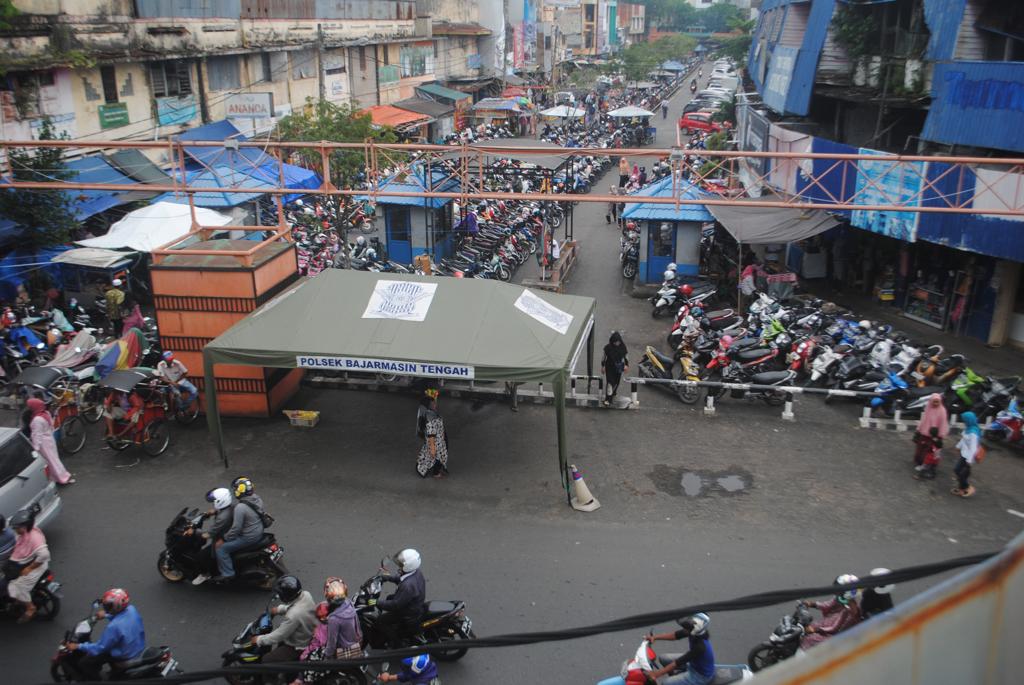 SUMBER RETRIBUSI: DPRD Kota Banjarmasin dan Dishub Kota Banjarmasin merancang Raperda terkait penyesuaian tarif parkir di Kota Banjarmasin.(foto: Endang/Radar Banjarmasin)