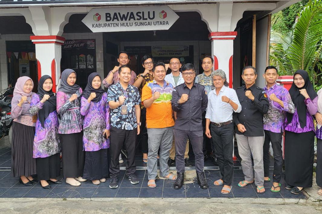 PERKETAT PENGAWASAN: Ketua Bawaslu HSU Marfa