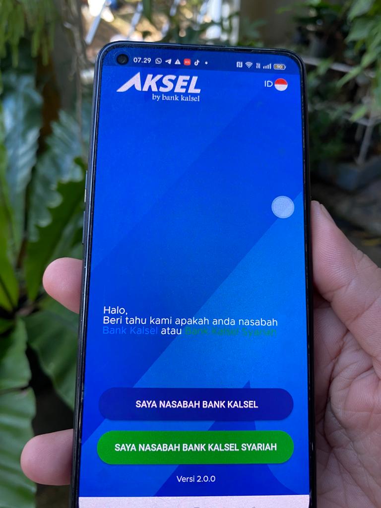 LAYANAN: Bank Kalsel online memberikan kenyamanan saat bertransaksi