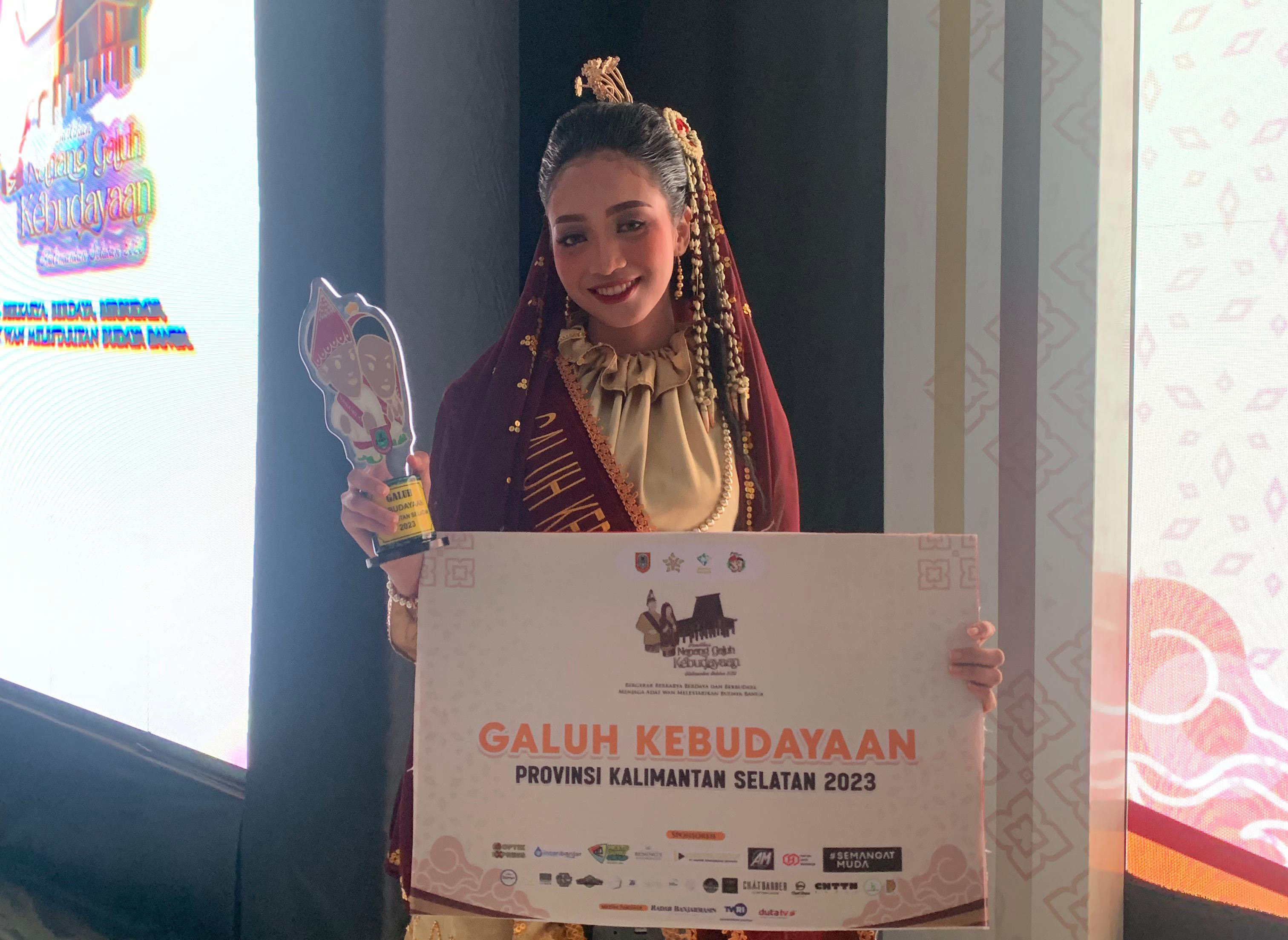 BERSEJARAH: Talitha Humaira menjadi Galuh HST pertama yang berhasil terpilih menjadi juara Nanang Galuh Kalsel.