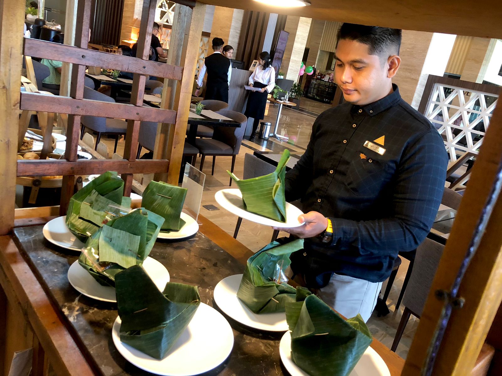 KHAS BANJAR: Menu sarapan spesial, Nasi Kuning Cempaka tersaji di Scarlett Restaurant Pyramid Suites Hotel Banjarmasin. Promo sarapan masakan Banjar ini berlaku setiap akhir pekan selama Januari.&nbsp;