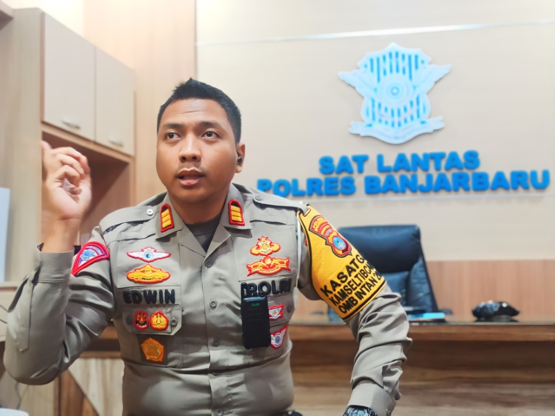 Kasat Lantas Polres Banjarbaru, AKP Edwin Widya D Putra