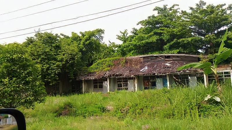 TAHULAH PIAN: Kondisi Mess L, tempat menginap pekerja proyek besi baja bantuan Uni Soviet (Rusia) di Kota Banjarbaru sebelum direhab seperti sekarang.