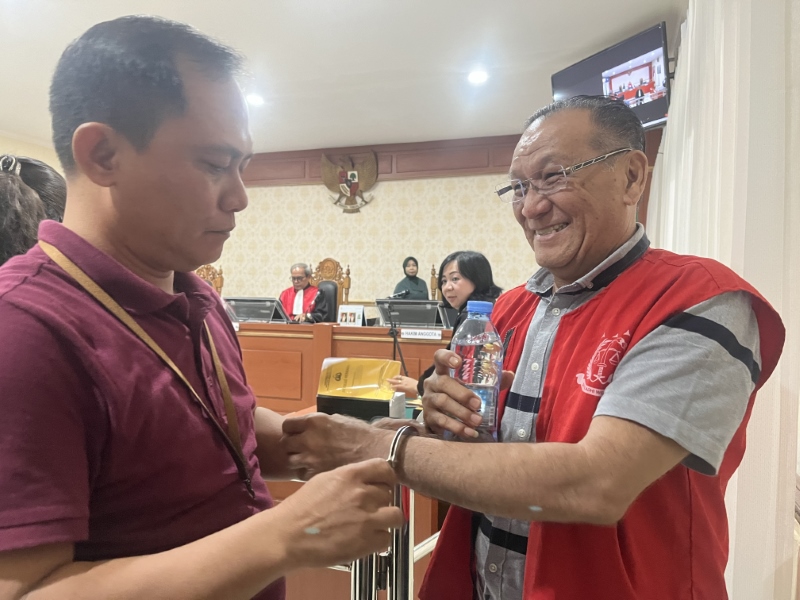 TERDAKWA: Lian Silas dihadirkan kembali dalam perkara TPPU Narkotika Fredy Pratama di Pengadilan Negeri Banjarmasin, Selasa (23/1)
