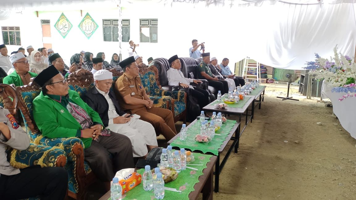 SINERGI: Ponpes Asmaul Husna menggelar peringatan Isra Mikraj Nabi Muhammad pada Senin (29/1). Peringatan itu dihadiri pejabat dan ulama Tanah Bumbu. -