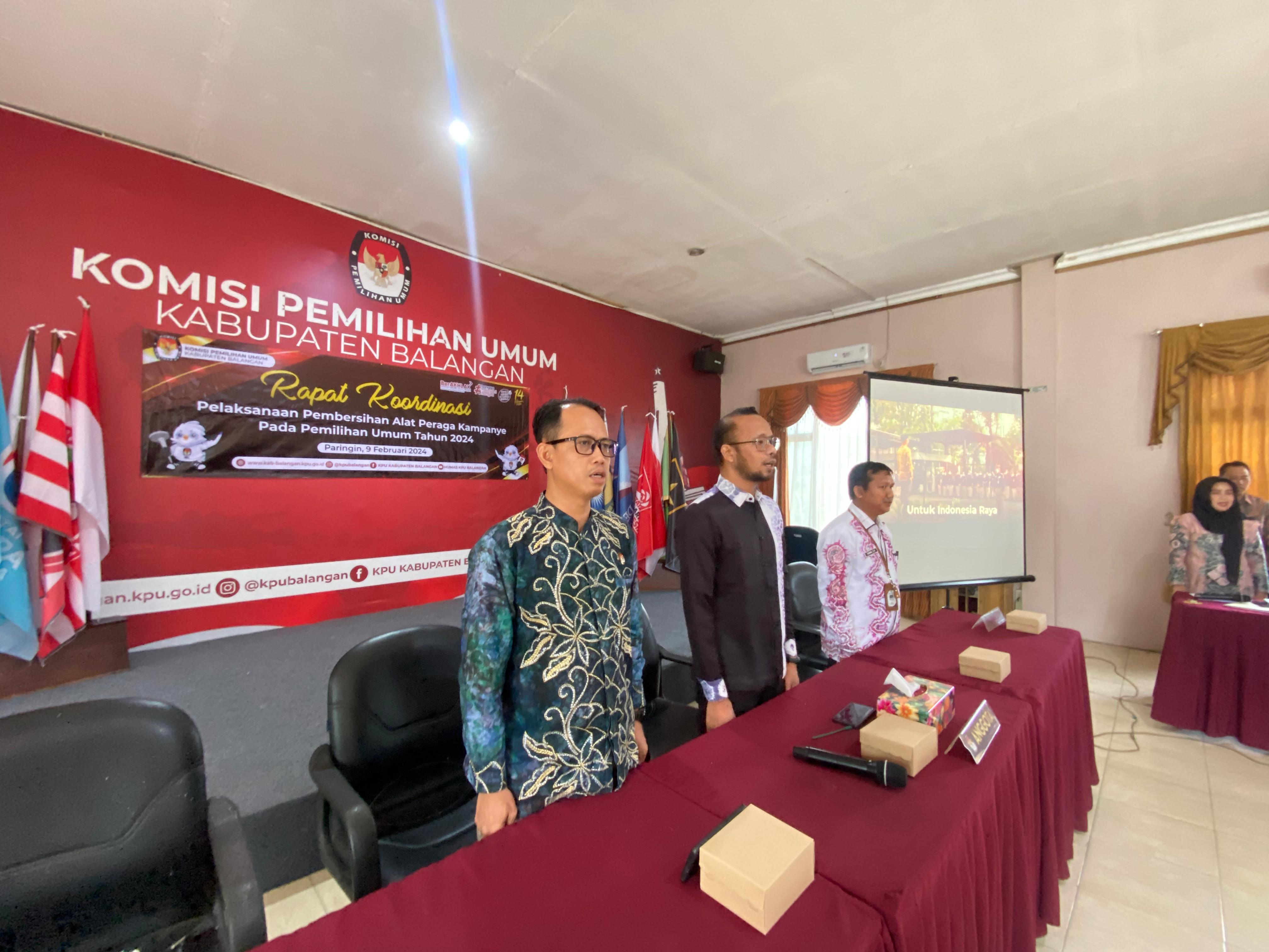 KOMISIONER: Rapat Koordinasi (Rakor) KPU Balangan bersama stakeholder dan instansi terkait, Jumat (9/2/2024).(Foto:KPU Balangan untuk Radar Banjarmasin)