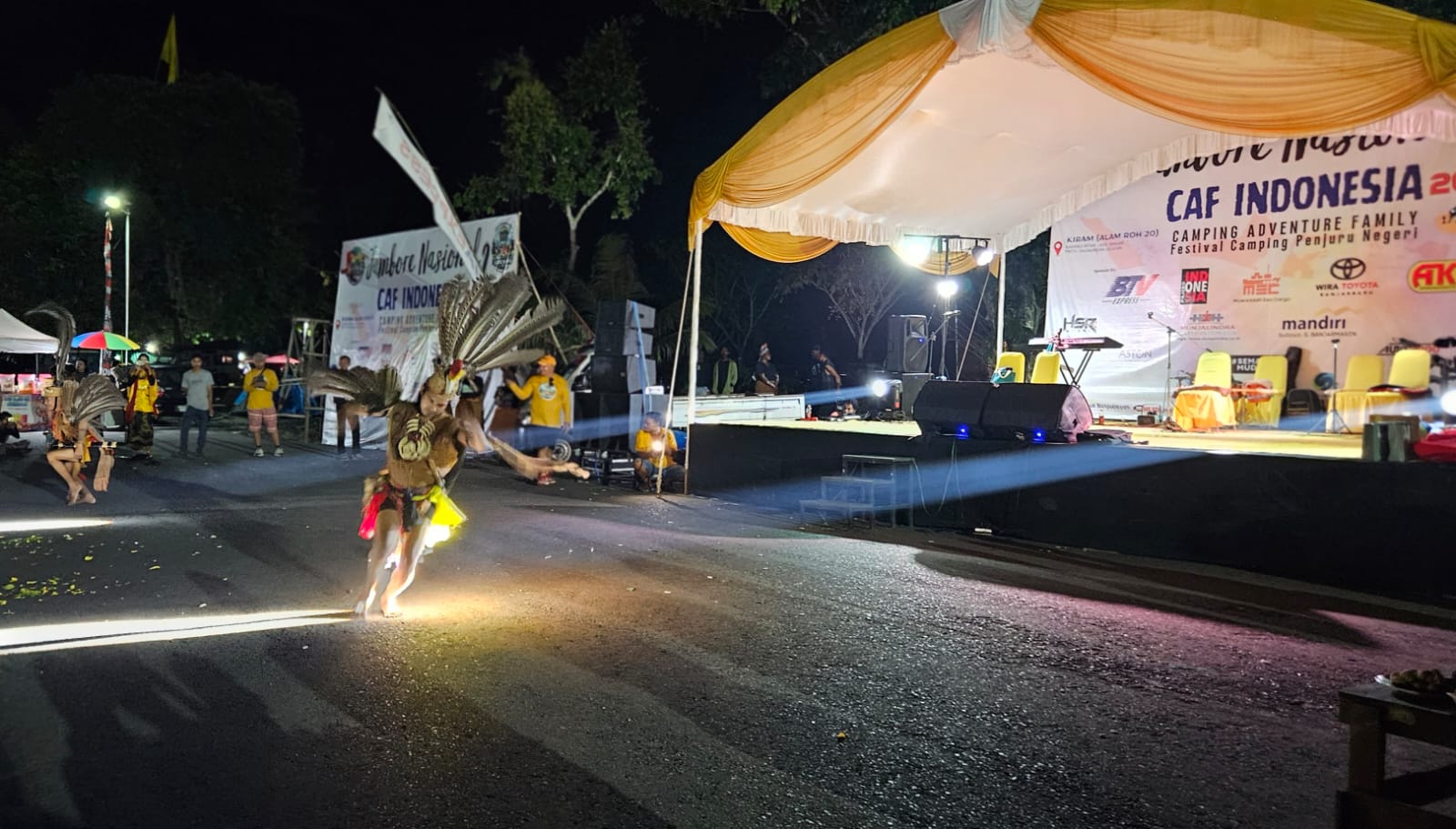 HIBURAN: Tarian tradisional memberikan suasana semakin meriah di gelaran Jamnas CAF 2 2024.