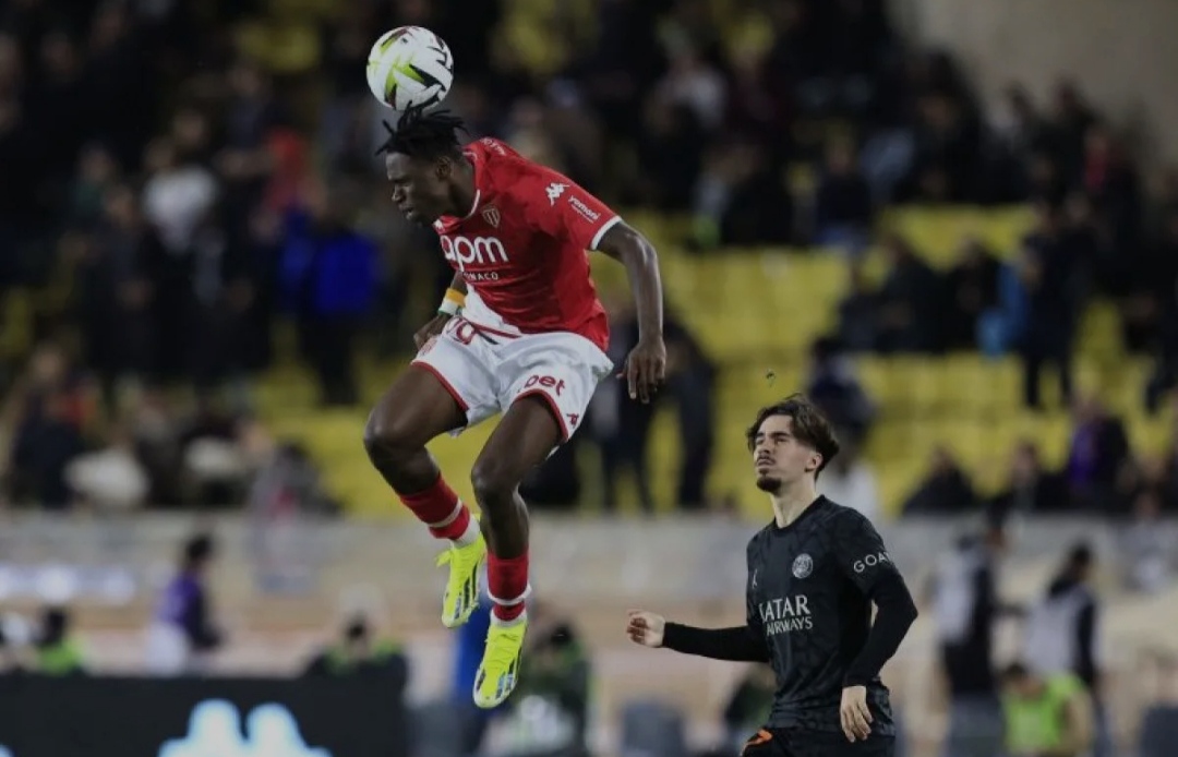 IMBANG: Paris Saint-Germain (PSG) bermain imbang saat bertandang ke markas AS Monaco dalam laga Ligue 1 pekan ke-24 di Stade Louis II, Sabtu (2/3/2024) dini hari WIB. (Foto: AFP)