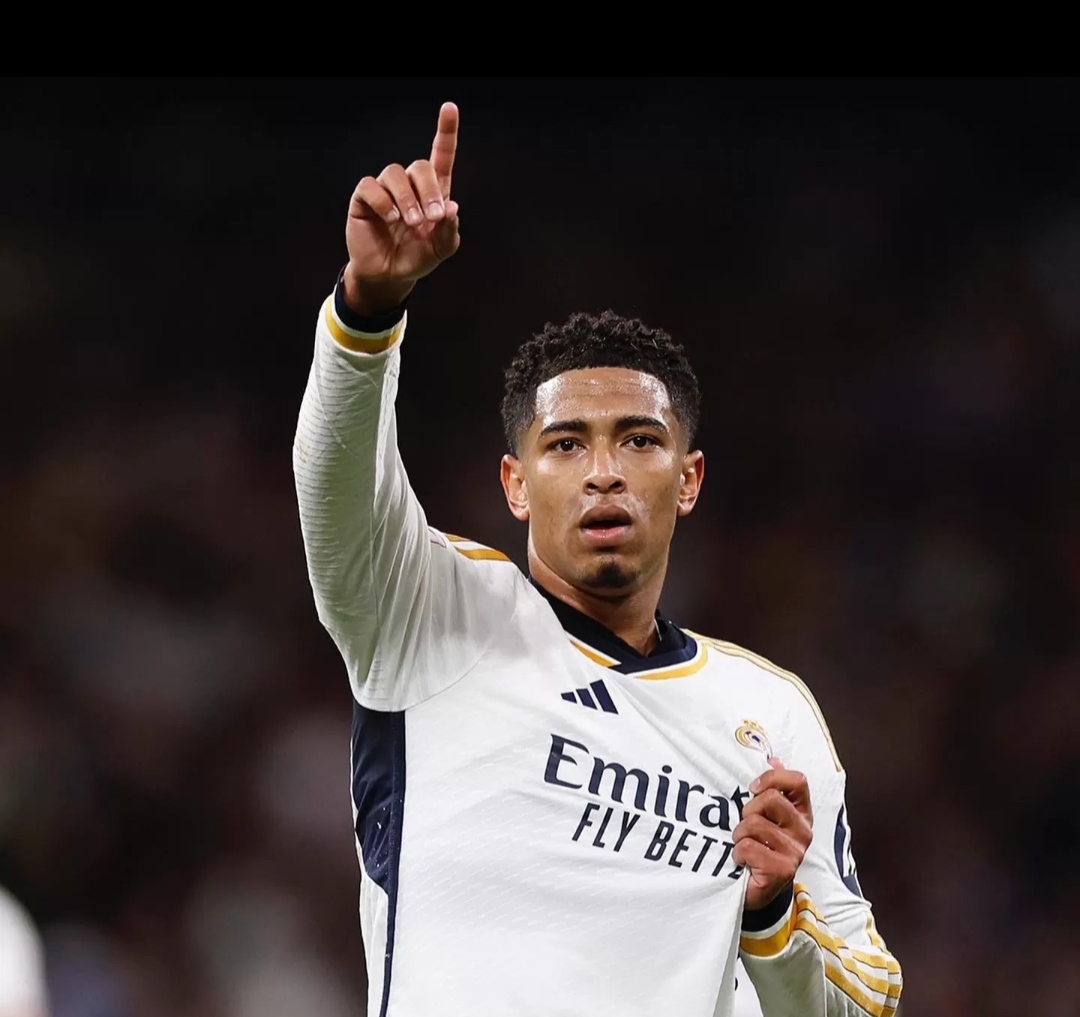 SIAP DITURUNKAN: Potret Jude Bellingham saat membela Real Madrid. Dia siap diturunkan dalam laga tandang melawan Valencia, Minggu (3/3/2024) pukul 03.00 WIB. (Foto: X/Jude Bellingham)