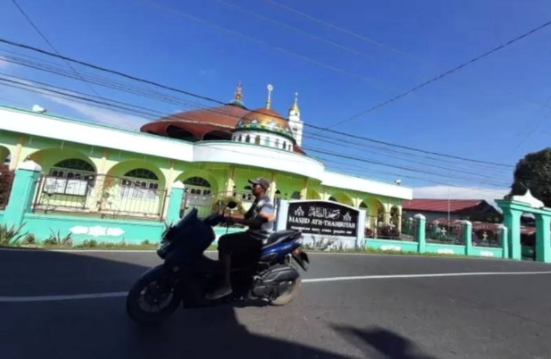BERSEJARAH: Masjid Ath Thahiriyah di Desa Taluk Haur, Daha Utara, Hulu Sungai Selatan