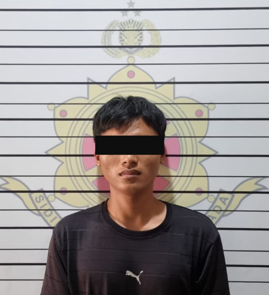 DIAMANKAN: PM ketika diamankan karena membeli motor curian. (Foto: Polres Tabalong)