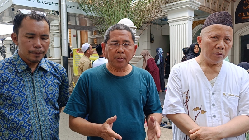 Anak angkat Abah Guru Sekumpul, Muhammad Jahrani saat ditemui di Gang Taufik Sekumpul, Minggu (17/3).