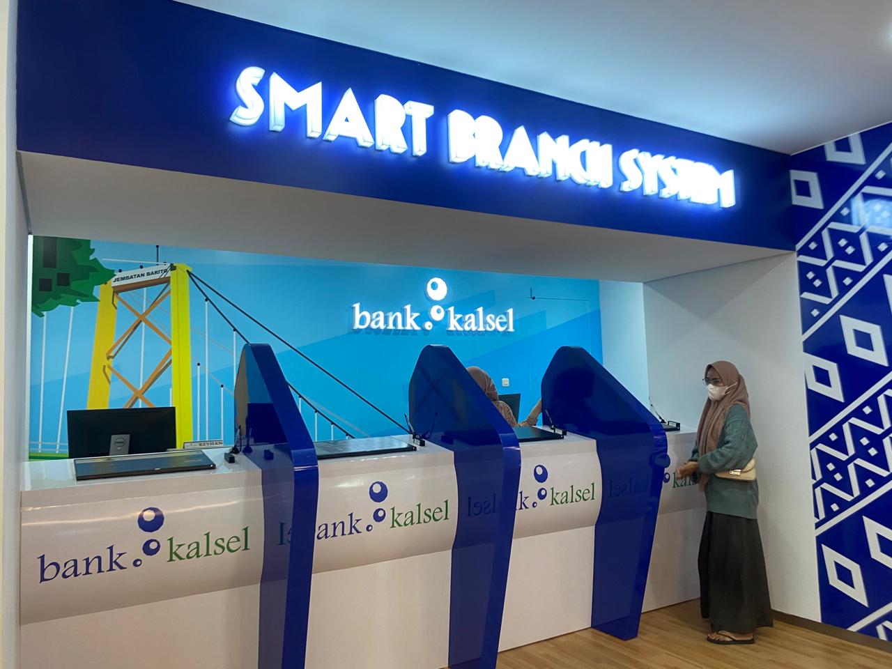LAYANAN: Bank Kalsel di Ramadan juga memberikan layanan penukaran uang baru