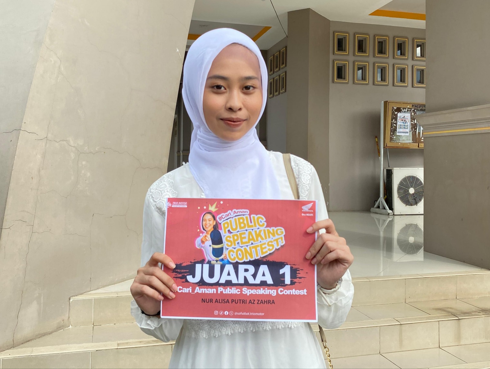 KONTES: Salah satu pemenang Cari_Aman Public Speaking Contest