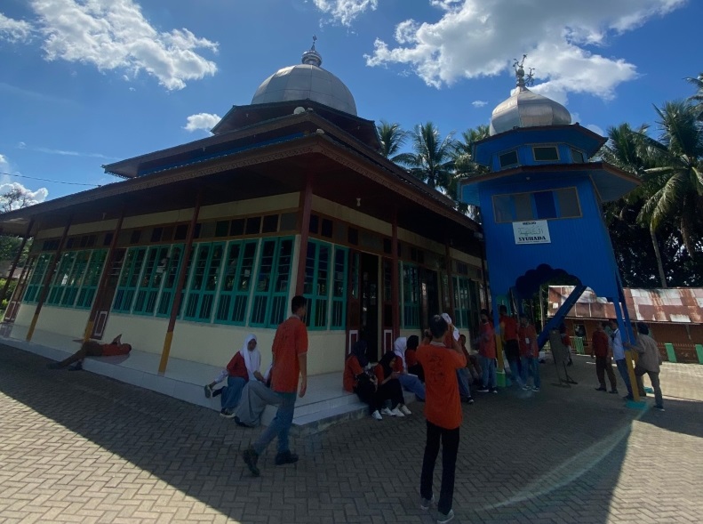 BERSEJARAH: Masjid Syuhada di Desa Hujan Mas, Kecamatan Paringin Kota.&nbsp;