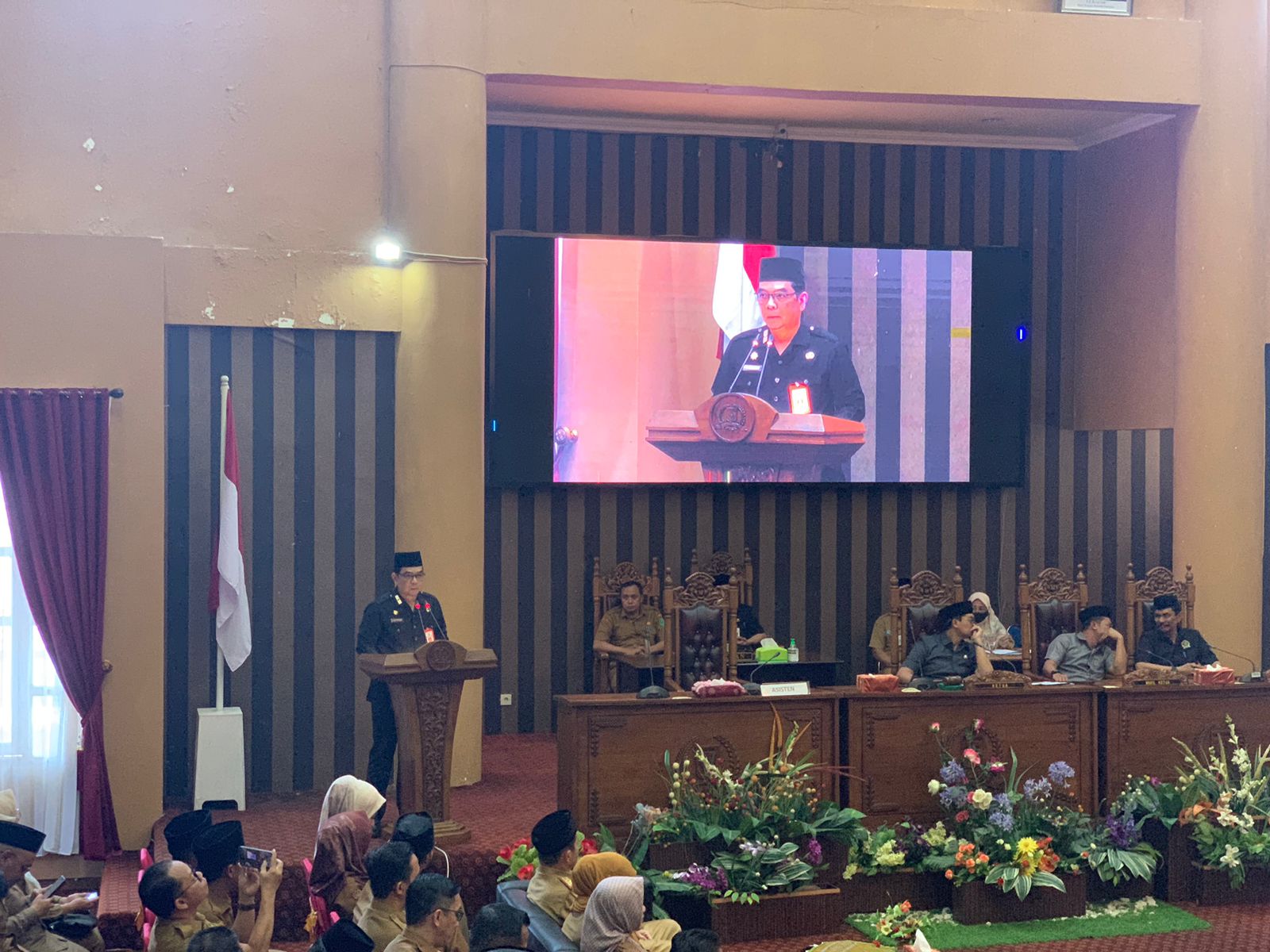 SAMBUTAN: Asisten Pemerintahan dan Kesejahteraan Rakyat Sekretariat, Eka Saprudin, memberi sambutan mewakili Bupati Zairullah.