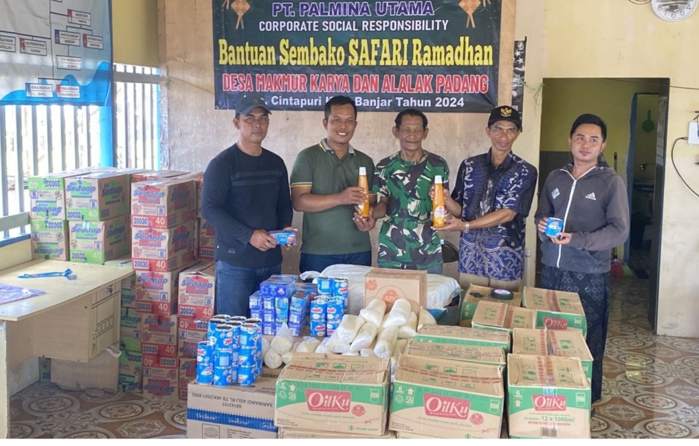 BERKAH RAMADAN: PT Palmina menyalurkan bantuan sembako di sekitar wilayah operasional perusahaan di Kabupaten Banjar dan Batola.