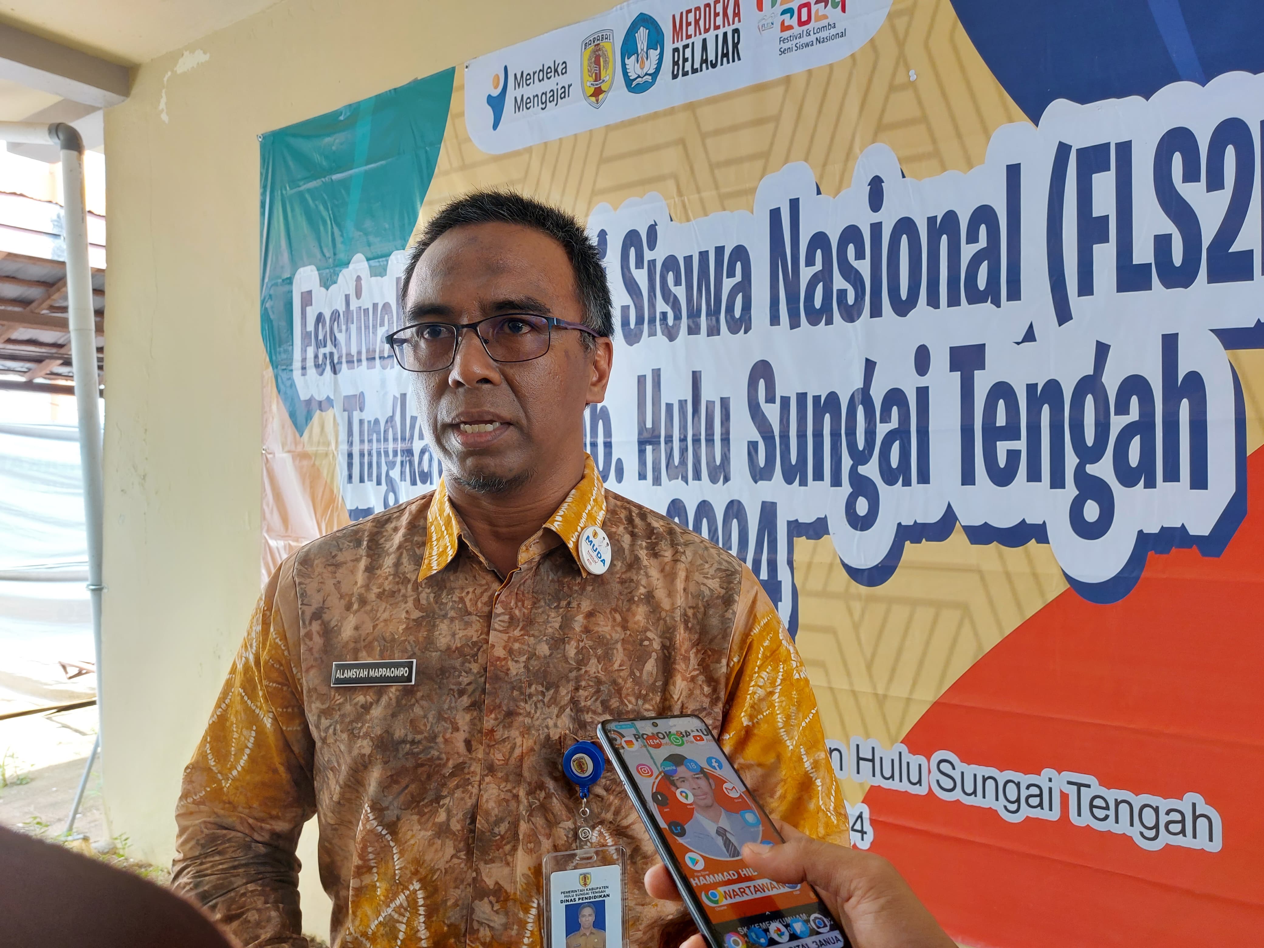 WAWANCARA: Kepala Bidang SMP Dinas Pendidikan HST, Alam Mappaompo.