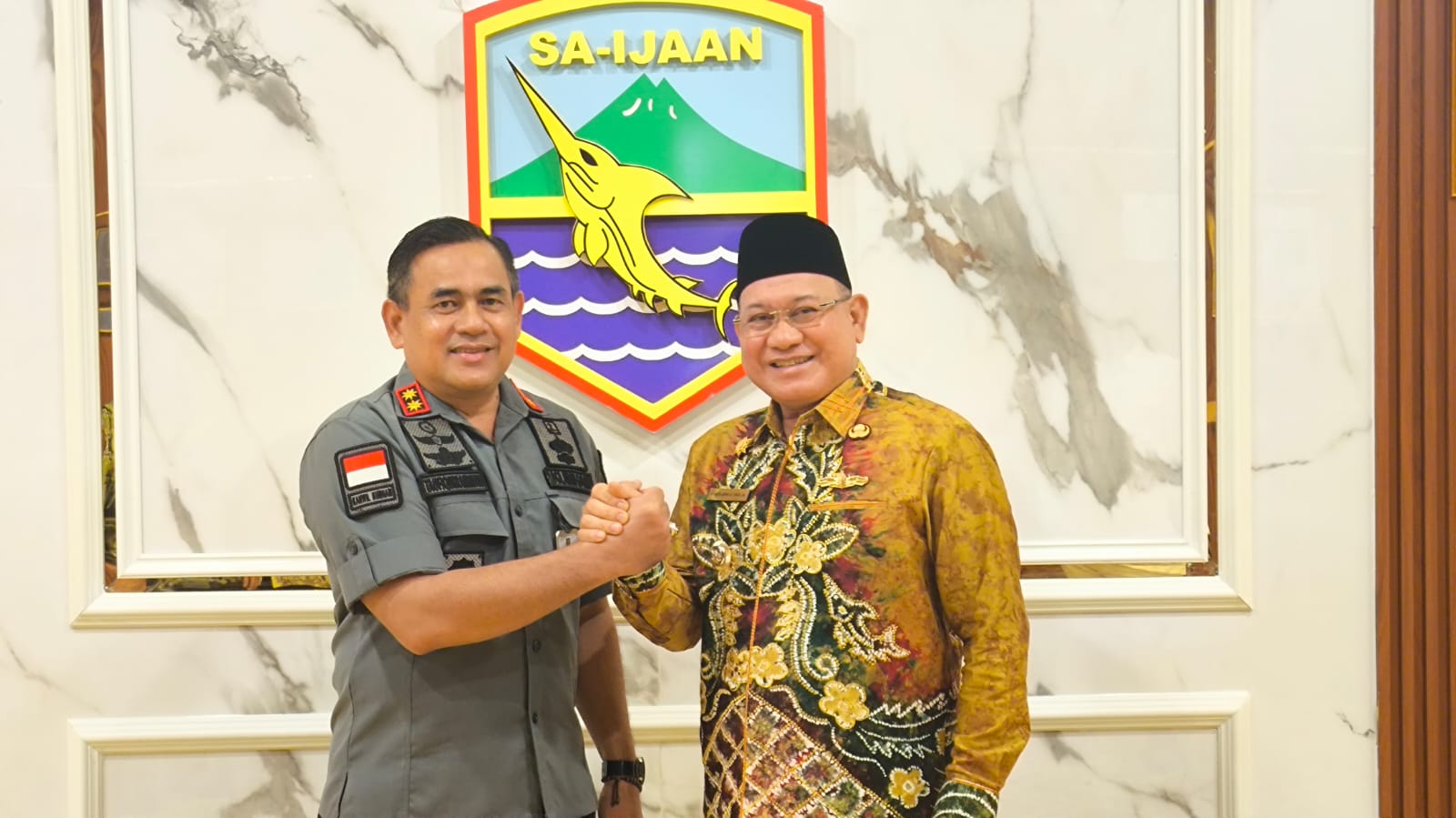 SILATURAHMI:Kakanwil Kemenkumham Kalsel, Taufiqurrakhman audinsi dengan Bupati Kabupaten Kotabaru, Sayed Ja