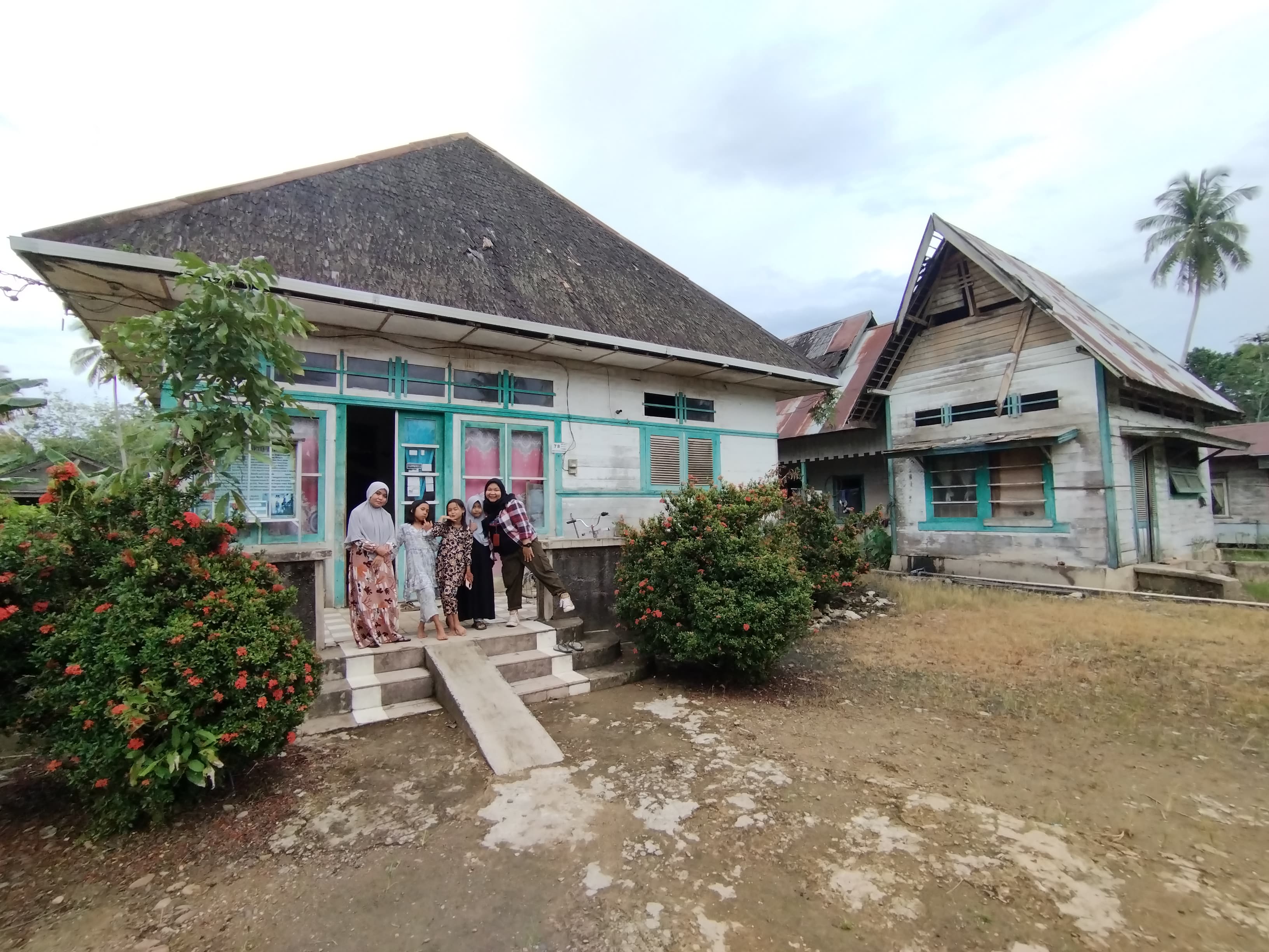 CAGAR BUDAYA: Rumah Batu di Desa Muara Ninian, Kecamatan Juai yang mendapat rekomendasi sebagai objek cagar Budaya.(Foto: M Dirga/Radar Banjarmasin)